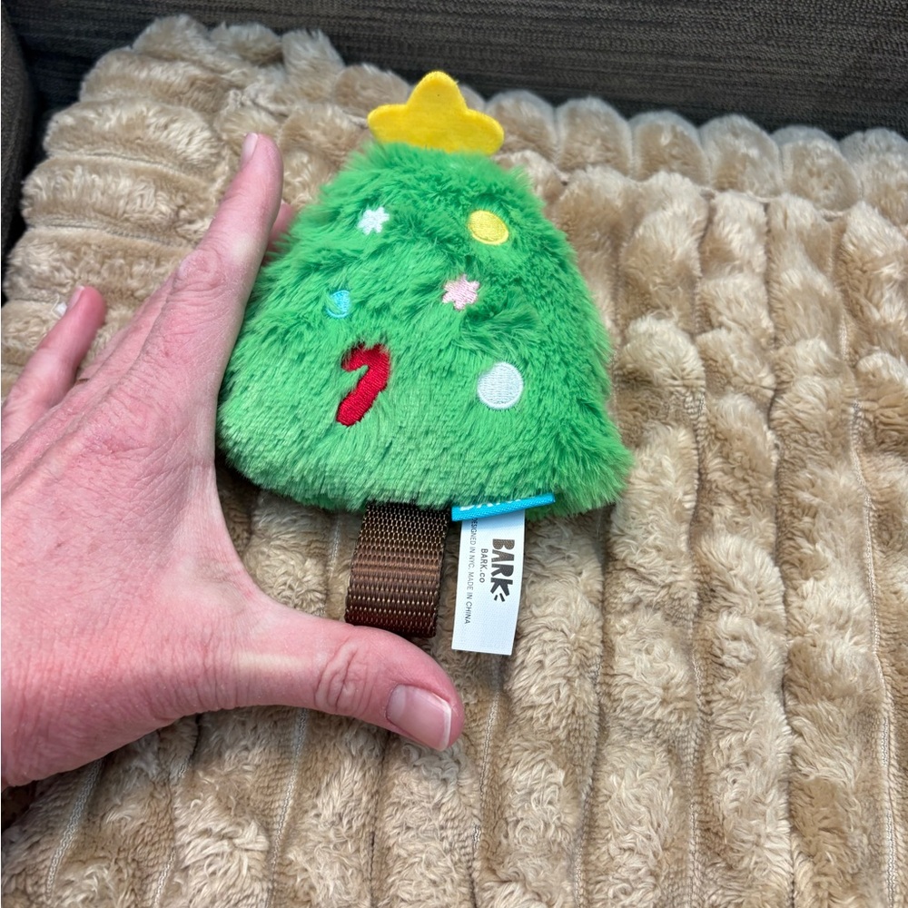 (8) Bark box toys.